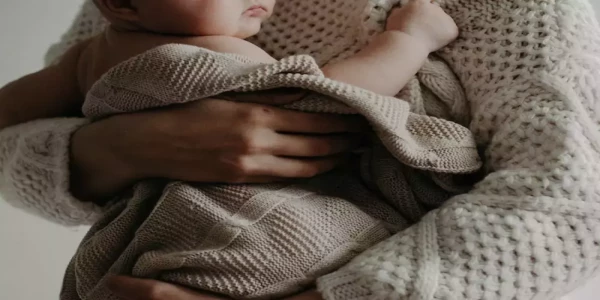 Lazultak a feltételek, 35 év lesz a babaváró hitel felvételének korhatára